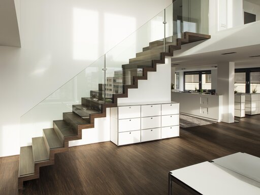 Zig-Zag Straight - Zigzag straight Treppen Holz Treppen Glasgeländer Siller Germany 1