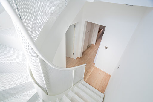 Industriedesign 1 - Tottenham Street London Stahltreppen perforiertes Stahlblech Siller Treppen Tottenham Street London Stahltreppen perforierter Stahl Siller Treppen Bild 013